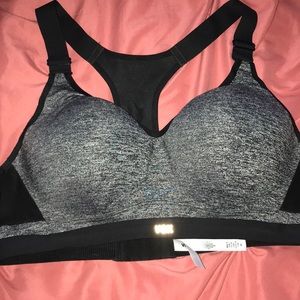 VS sport workout bra